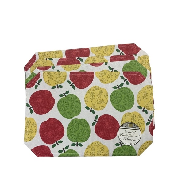 Placemats Apple Printed Damask Fabric 4 Reversible Pieces White Red Green Yellow - Picture 4 of 16